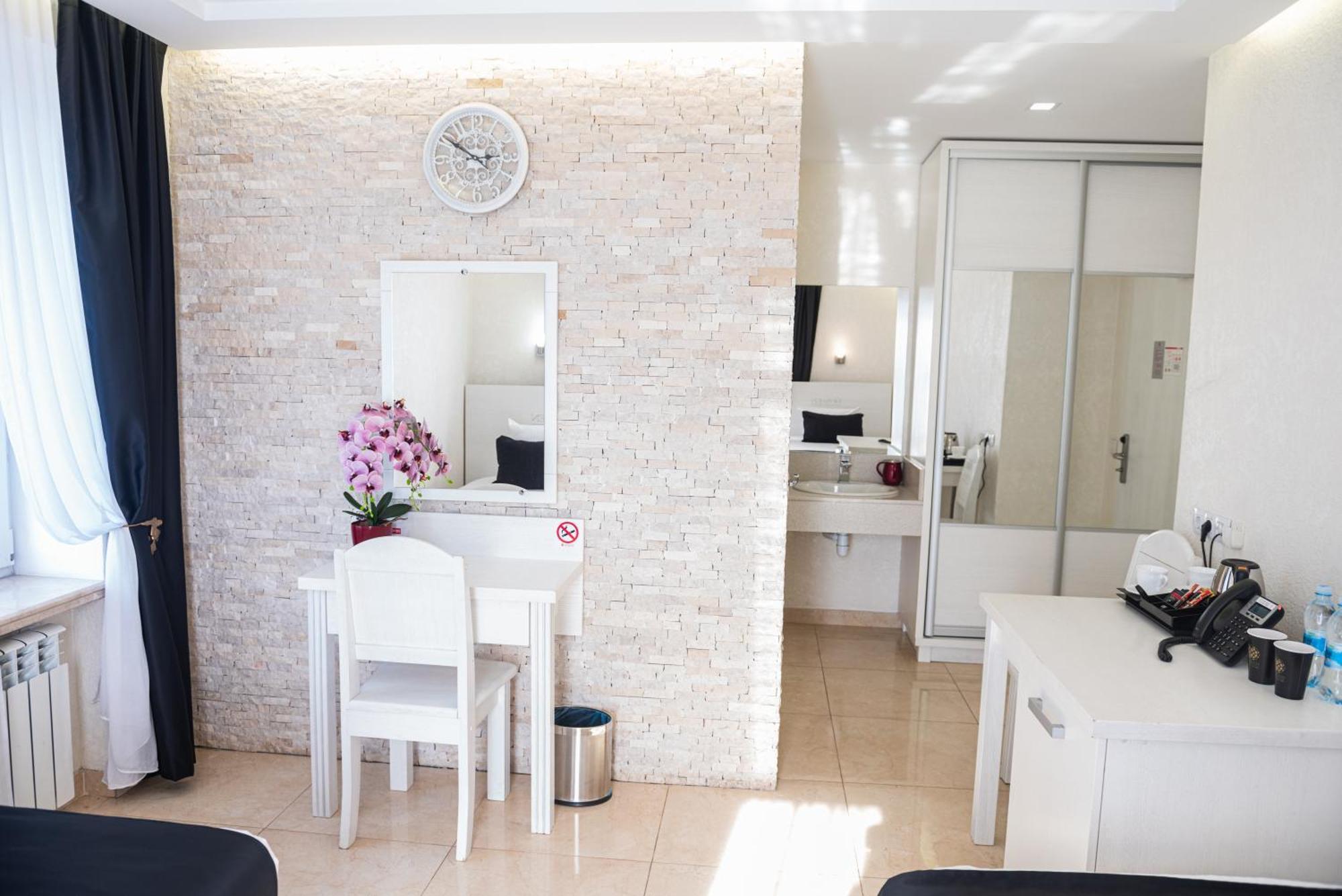 Hoshen Hotel Umań Zewnętrze zdjęcie